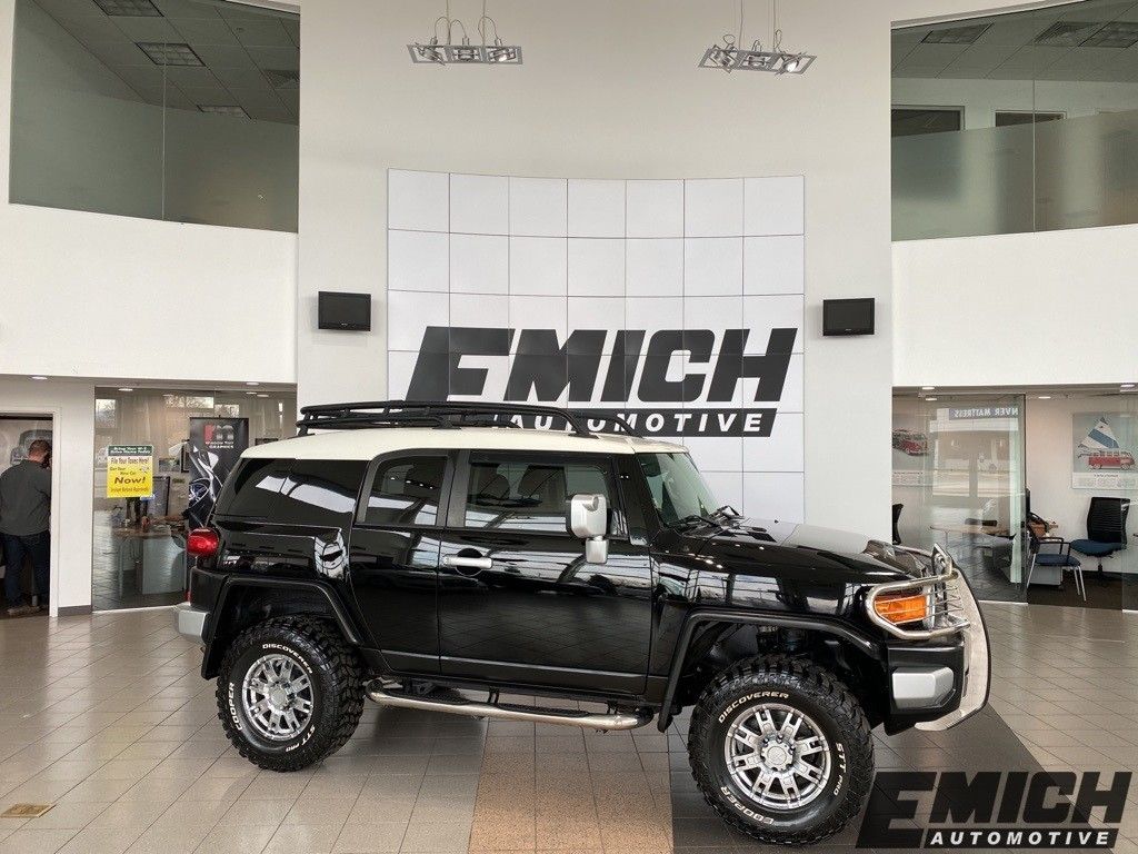 Pre Owned 2012 Toyota Fj Cruiser Base 4d Sport Utility In Denver